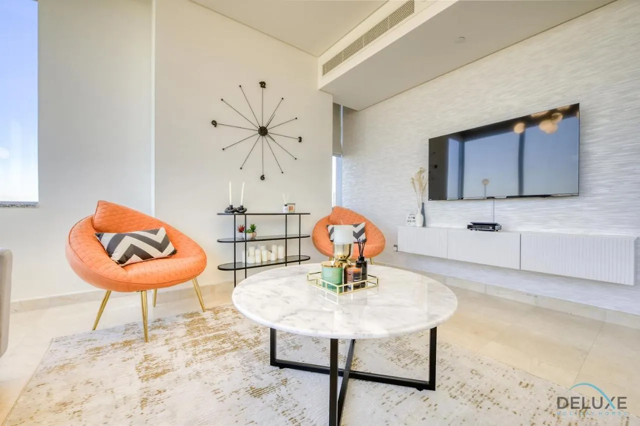 Limited Offer Cozy 2Br With Pool & Prime Location By Deluxe Holiday Homes Dubai Apartment